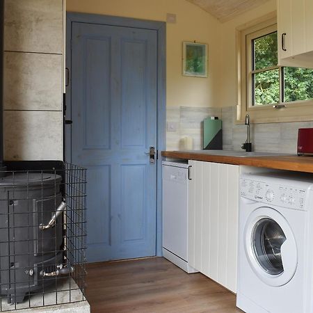 The Shepherds Hut Herstmonceux Extérieur photo